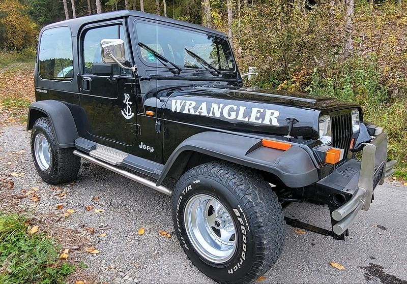 Schwarz Gebraucht 1992 Jeep Wrangler SUV | 9.800 € - Bild 1/4