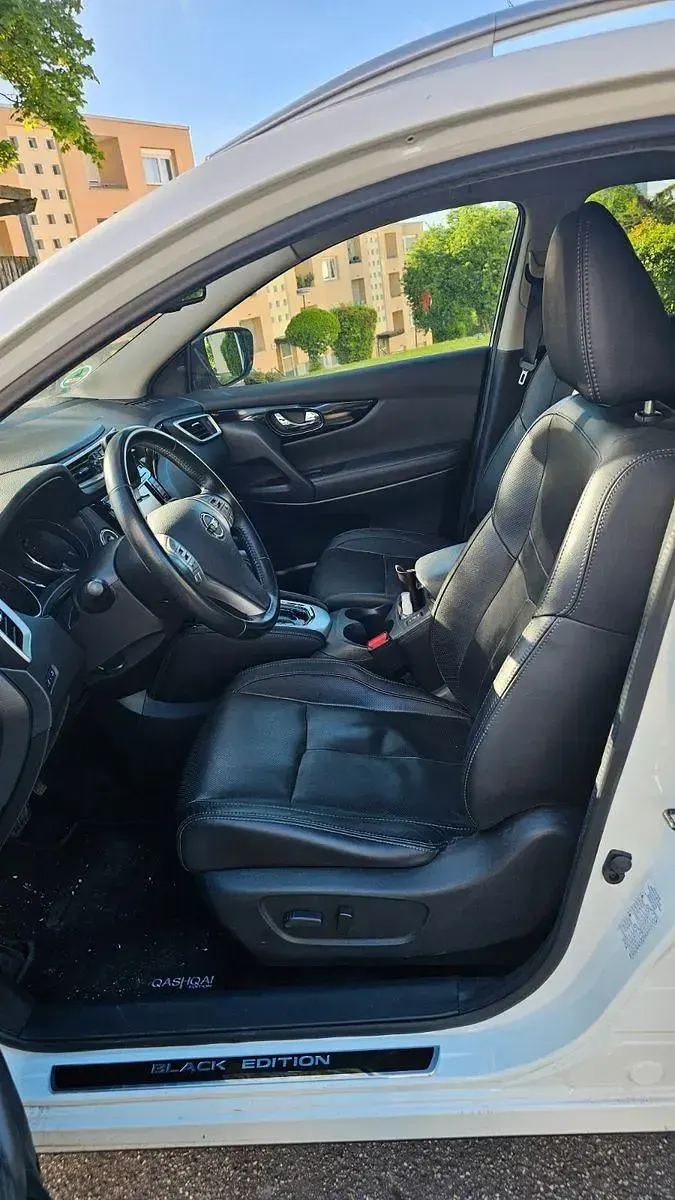 Gebraucht Nissan Qashqai Black Edition 131 PS (96 kW) 2016 Weiß SUV