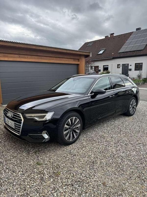 Schwarz Gebraucht 2021 Audi A6 Ambiente Kombi | 31.499 € (Fairer Preis) - Bild 1/4