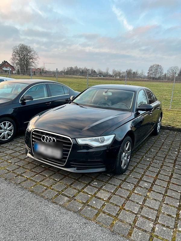 Schwarz Gebraucht 2011 Audi A6 Limousine | 14.000 € (Etwas zu teuer) - Bild 1/4