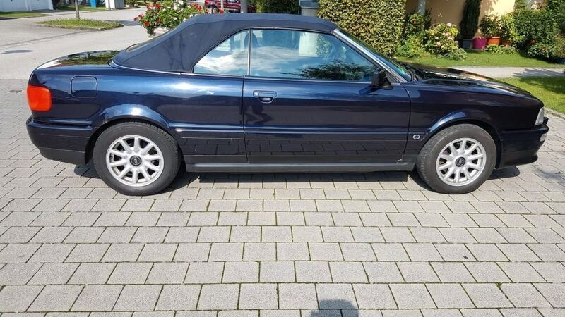 Blau Gebraucht 1996 Audi Cabriolet Sport Cabrio | 11.990 € (Teuer) - Bild 1/3