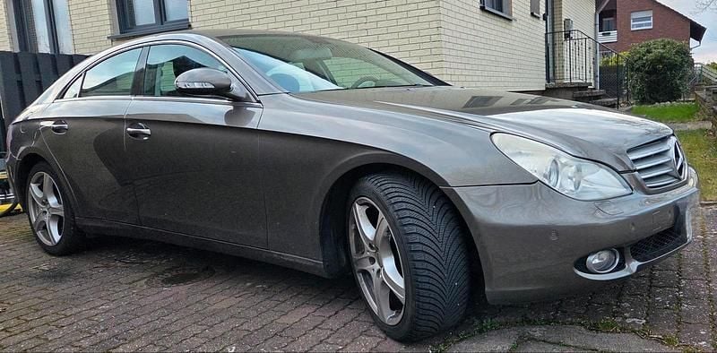 Gebraucht Mercedes CLS350 292 PS (214 kW) 2007 Grau Coupé