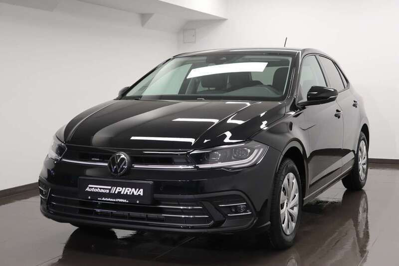Gebraucht VW Polo Style 95 PS (69 kW) 2024 Deep black perleffekt Limousine