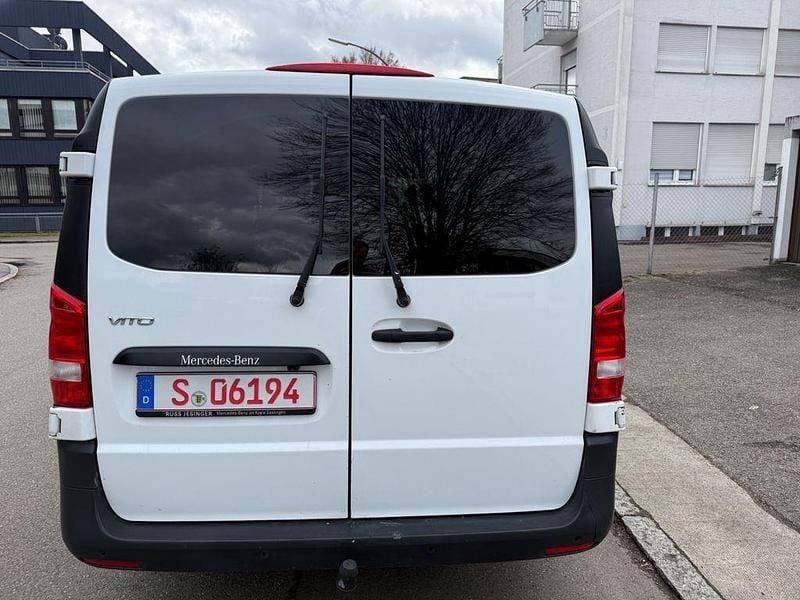 Gebraucht Mercedes Vito 163 PS (119 kW) 2017 Weiß Van