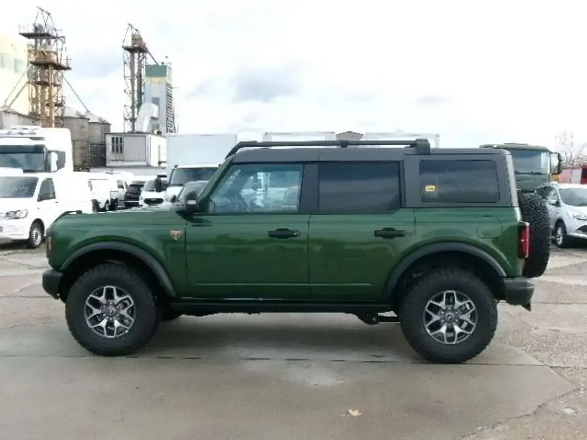 Nowe Ford Bronco 334 KM (245 kW) 2025 Zielony SUV