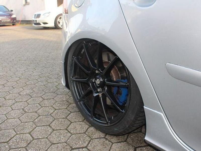 Gebraucht VW Golf V R 250 PS (183 kW) 2007 Silber Limousine