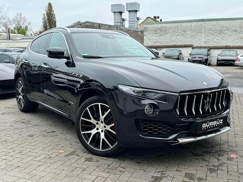 Schwarz Gebraucht 2018 Maserati Levante GranLusso SUV | 33.500 € (Etwas zu teuer) - Bild 1/4