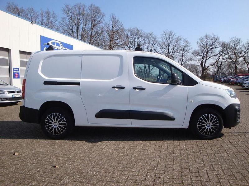 Gebraucht Citroën Berlingo 131 PS (96 kW) 2021 Weiß Van / Kleinbus