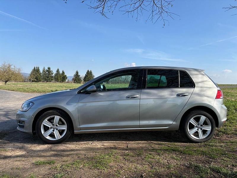 Gebraucht VW Golf VII 105 PS (77 kW) 2013 Grau Limousine