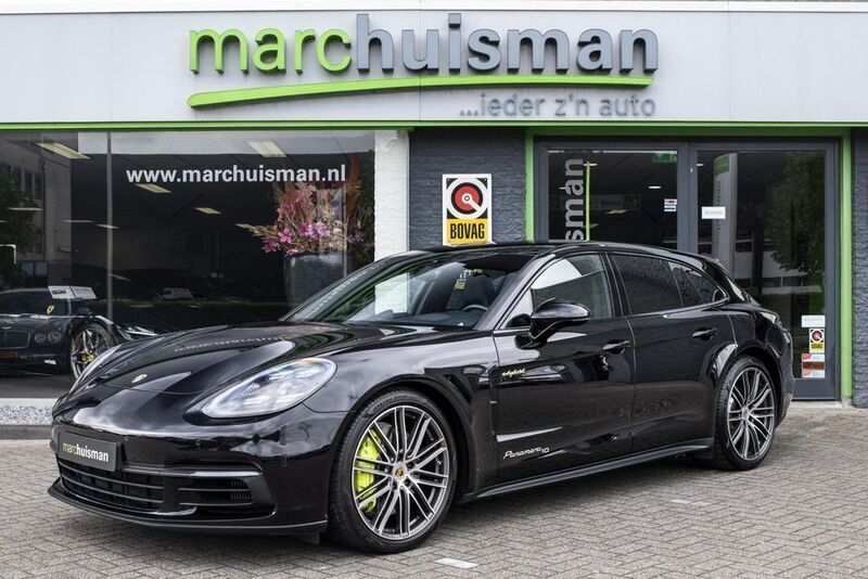 Schwarz Gebraucht 2020 Porsche Panamera S E-Hybrid Sport Turismo Limousine | 69.850 € (Fairer Preis) - Bild 1/4