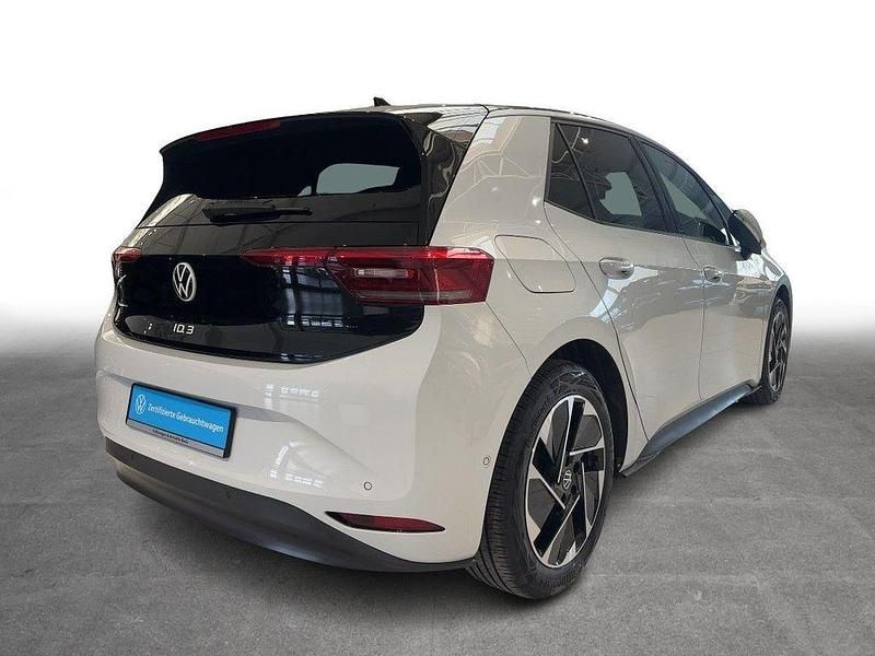 Gebraucht VW ID.3 Pro 150 kW (204 PS) 2024 Gletscherweiß metallic/schwarz Kleinwagen
