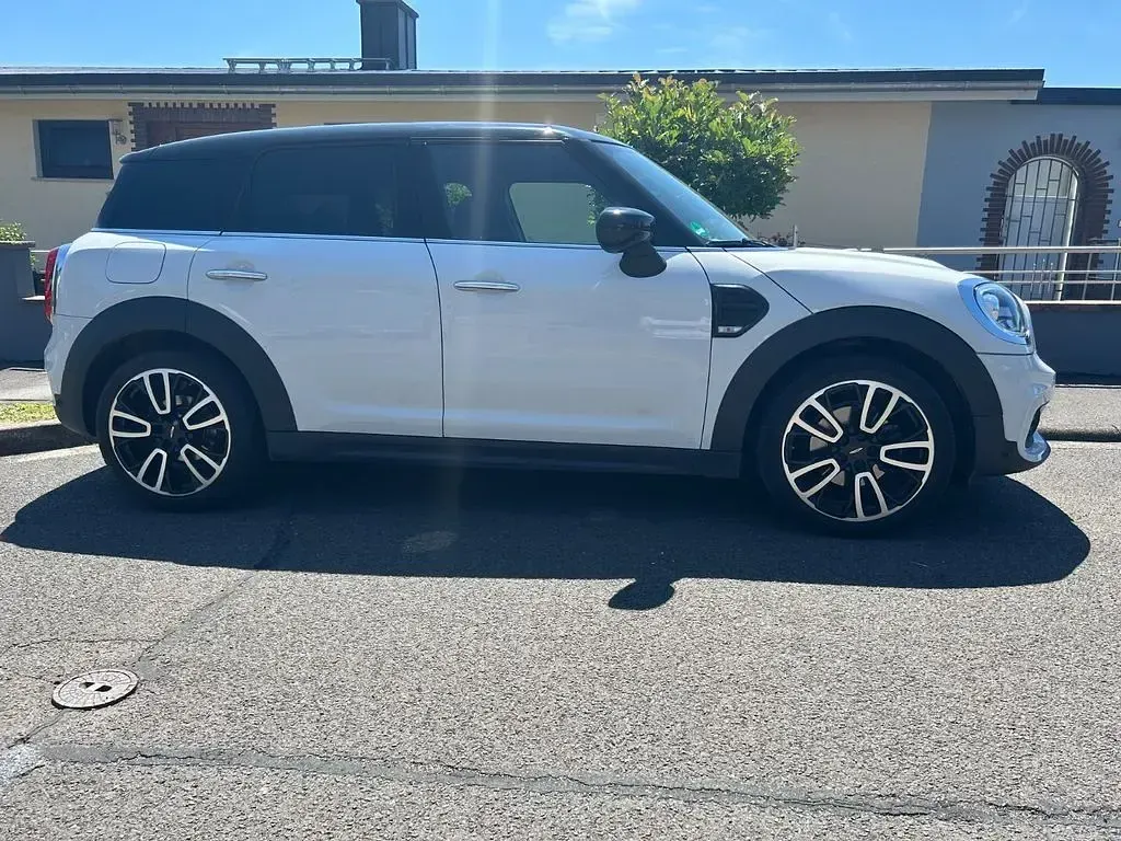 Gebraucht Mini Cooper Countryman Essential 136 PS (100 kW) 2020 Schwarz SUV
