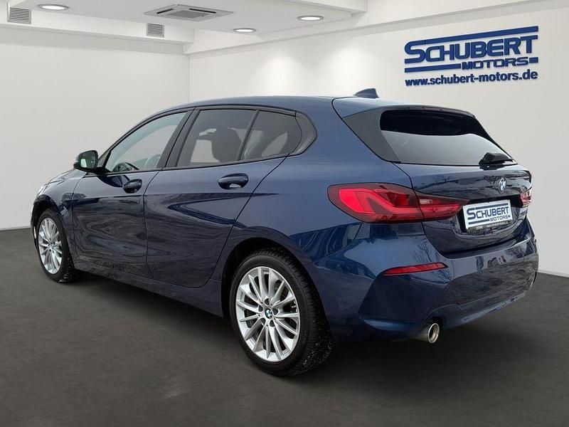 Gebraucht BMW 118 Advantage 140 PS (102 kW) 2019 Mediterranblau metallic Kleinwagen