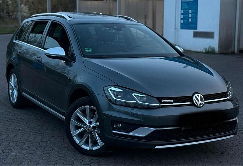 Gebraucht VW Golf Alltrack 184 PS (135 kW) 2019 Grau Kombi