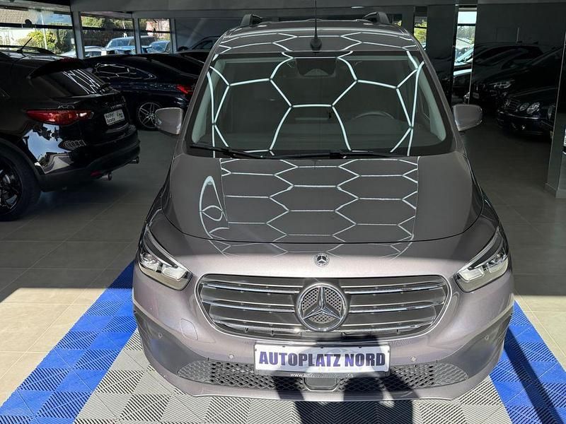 Gebraucht Mercedes T180 Edition 116 PS (85 kW) 2023 Grau Van / Kleinbus