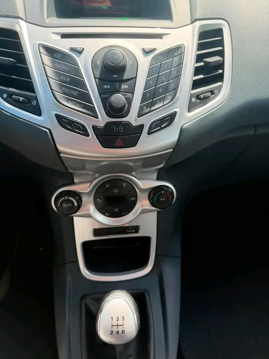 Gebraucht Ford Fiesta 82 PS (60 kW) 2009 Grün Kleinwagen
