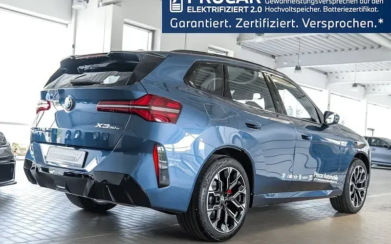 Gebraucht BMW X3 M Sport 299 PS (219 kW) 2025 Blau SUV