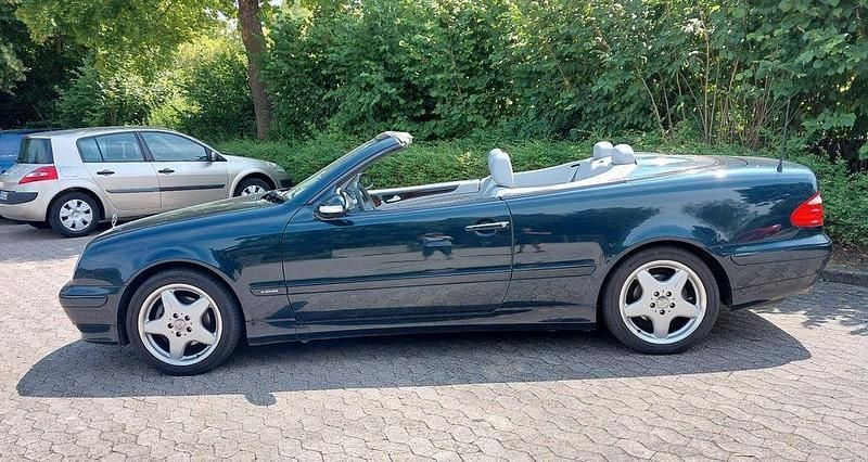 Gebraucht Mercedes CLK200 Elegance 136 PS (100 kW) 2000 Blau Cabrio