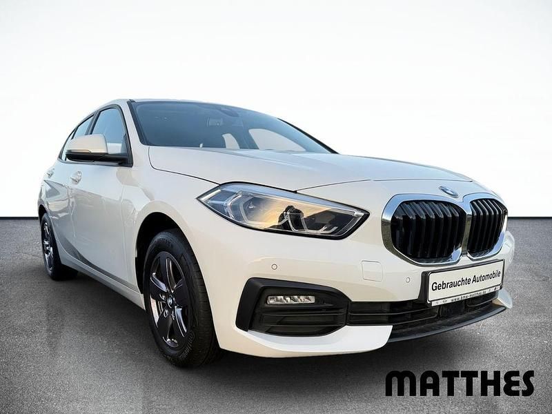 Gebraucht BMW 118 Advantage 136 PS (100 kW) 2021 Weiss Kleinwagen