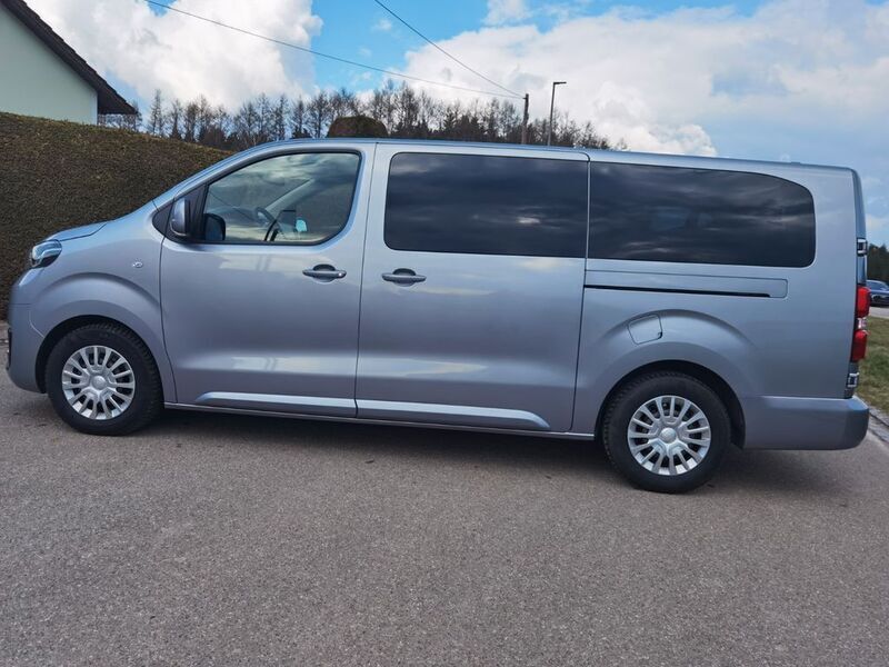 Gebraucht Toyota Proace 144 PS (105 kW) 2022 Grau Van / Kleinbus