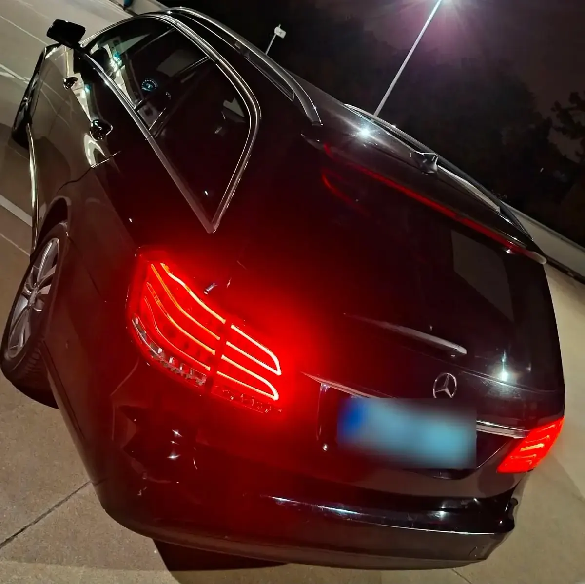 Gebraucht Mercedes E200 136 PS (100 kW) 2016 Schwarz Kombi