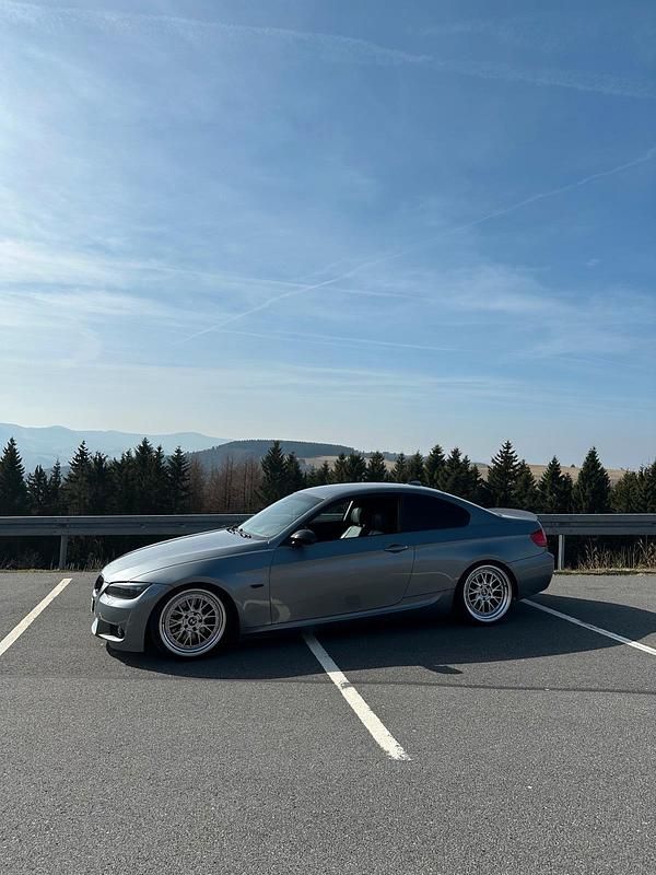 Gebraucht BMW 335 M Sport 306 PS (225 kW) 2007 Grau Coupé