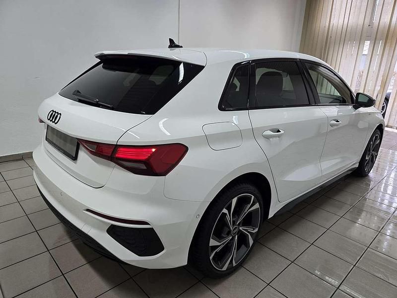 Gebraucht Audi A3 S-Line 204 PS (150 kW) 2023 Weiß Limousine