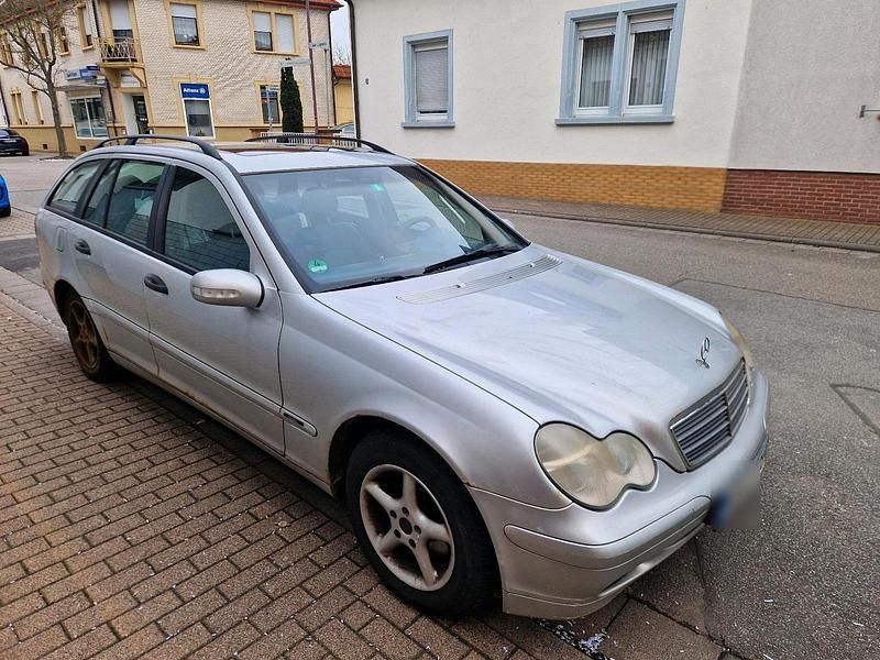 Gebraucht Mercedes 200 2002 Kombi