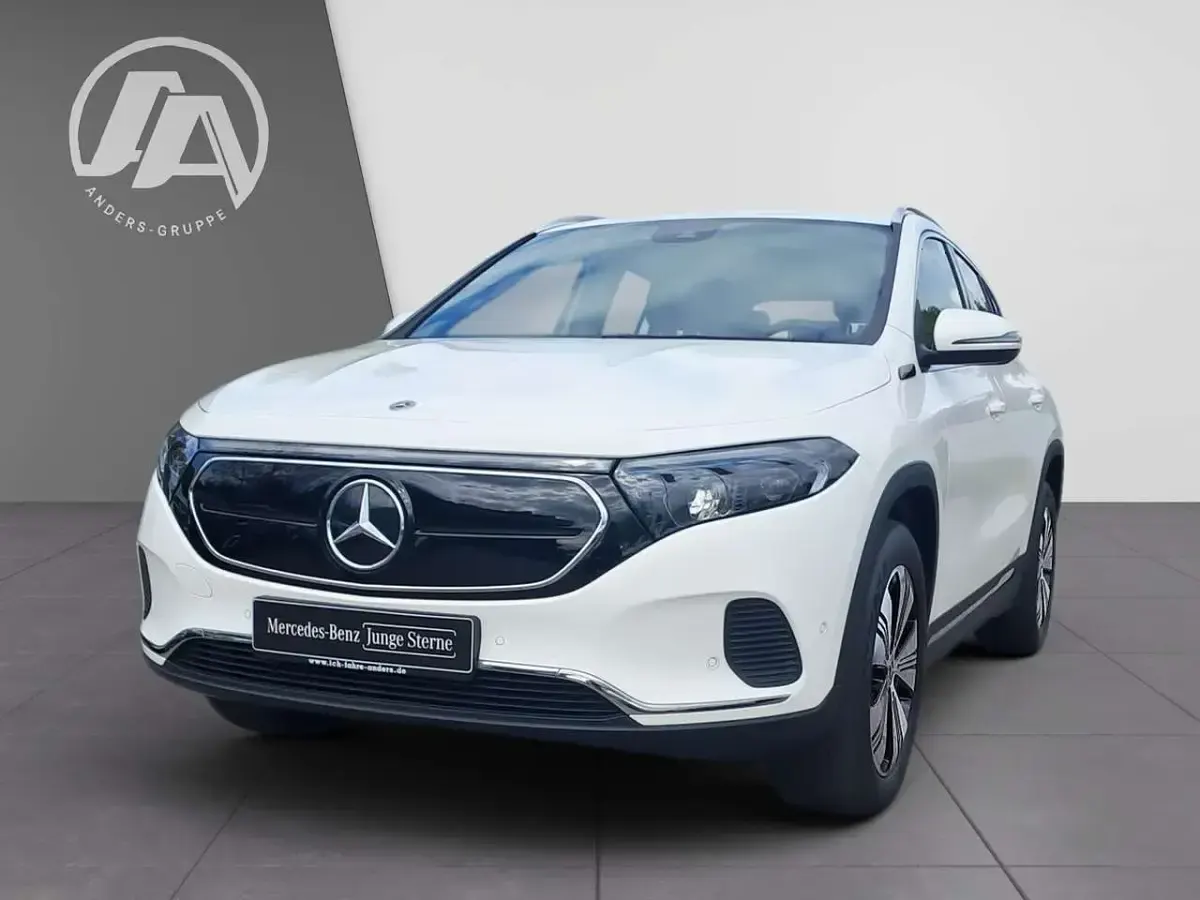 Gebraucht Mercedes EQA250 139 kW (190 PS) 2021 Weiß unilack polarweiß SUV