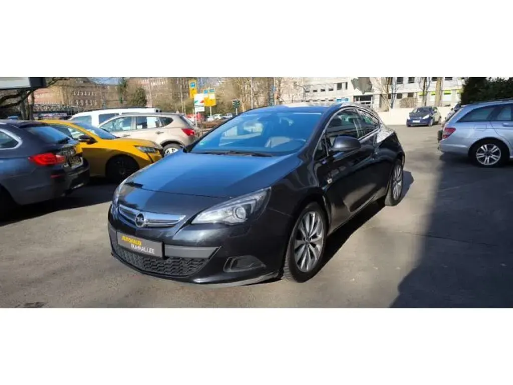 Gebraucht Opel Astra GTC Innovation 179 PS (131 kW) 2012 Graphitschwarz/carbon flash/midn (metallic) Coupé