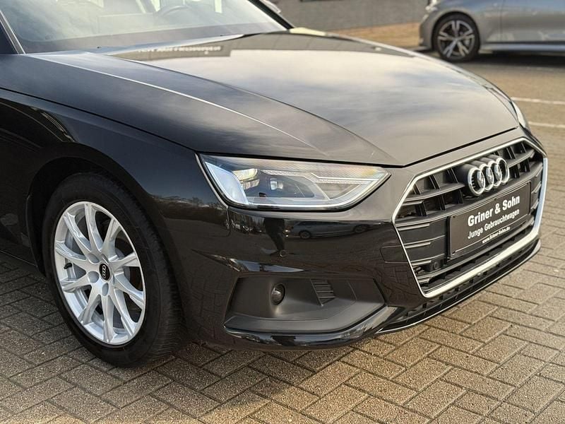Gebraucht Audi A4 Advanced 150 PS (110 kW) 2022 Schwarz Kombi