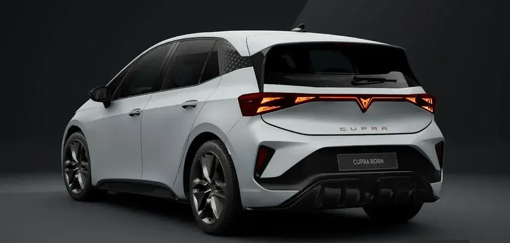 Neu Cupra Born 139 kW (190 PS) 2026 Weiß Kleinwagen