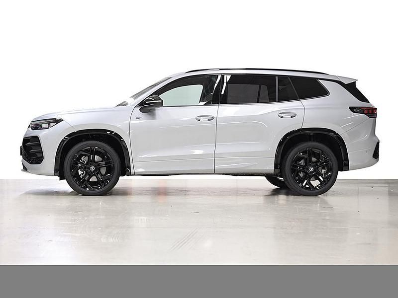 Neu VW Tayron R-line 193 PS (141 kW) 2026 Oyster silver metallic SUV