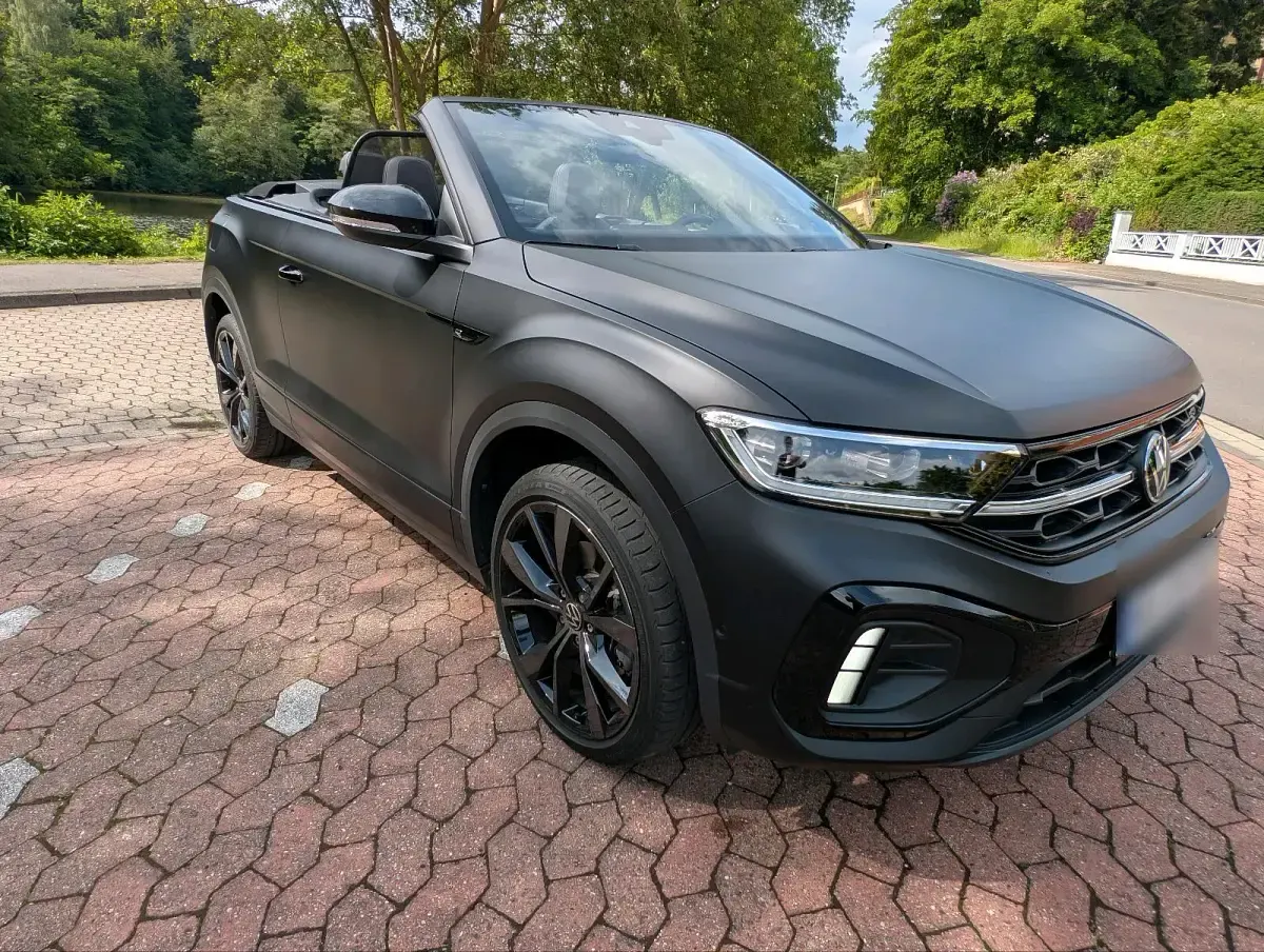 Gebraucht VW T-Roc Cabriolet R-line Edition 150 PS (110 kW) 2024 Schwarz Cabrio