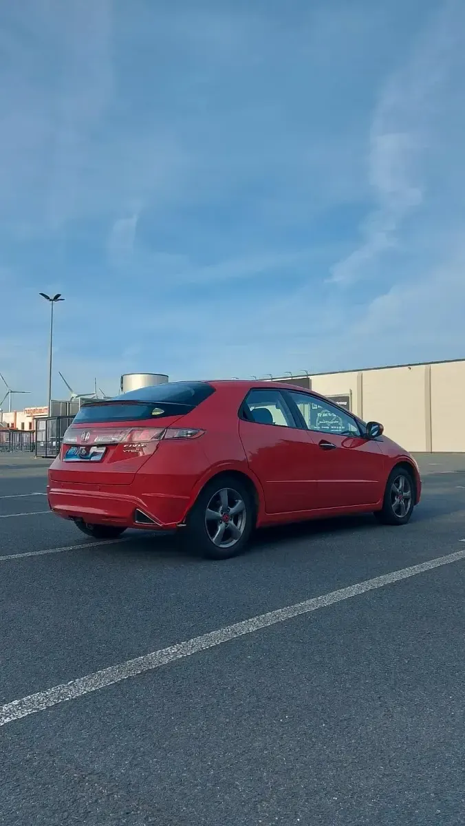 Gebraucht Honda Civic 99 PS (72 kW) 2010 Rot Coupé
