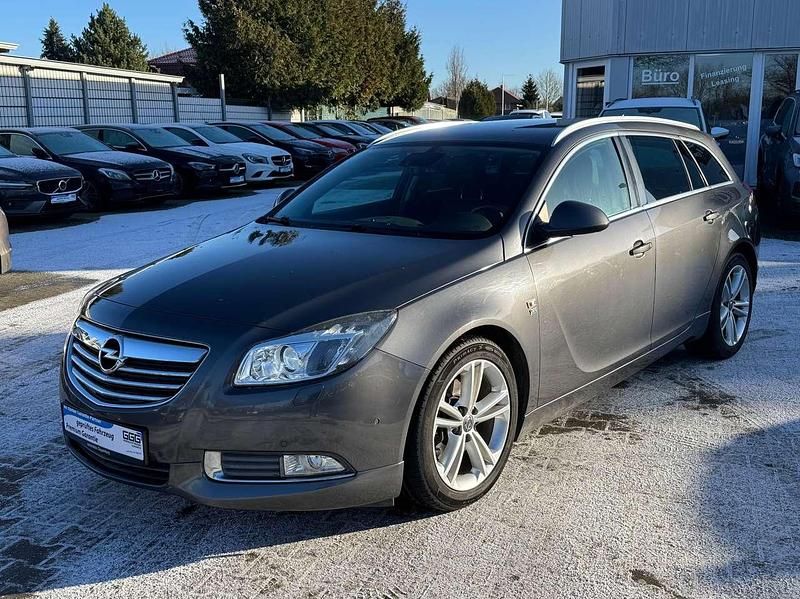 Grau Gebraucht 2011 Opel Insignia OPC Kombi | 3.500 € (Guter Preis) - Bild 1/4