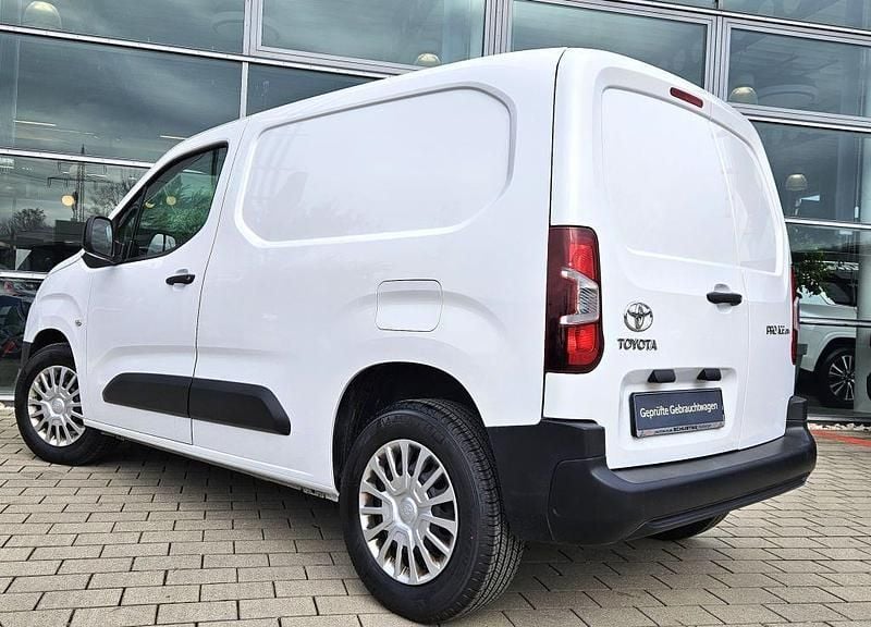 Gebraucht Toyota Proace City City 110 PS (80 kW) 2023 Weiß Van / Kleinbus