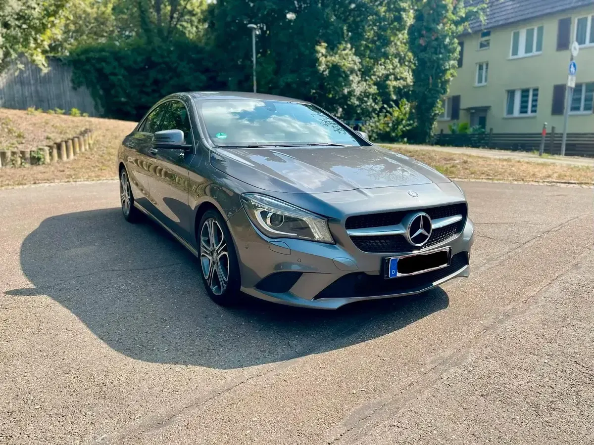 Gebraucht Mercedes CLA180 122 PS (89 kW) 2015 Grau Coupé