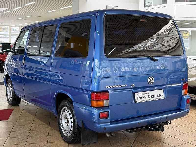 Gebraucht VW Multivan 151 PS (111 kW) 2001 Blau Van