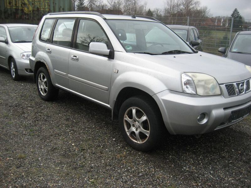Gebraucht Nissan X-Trail 165 PS (121 kW) 2005 Silber SUV