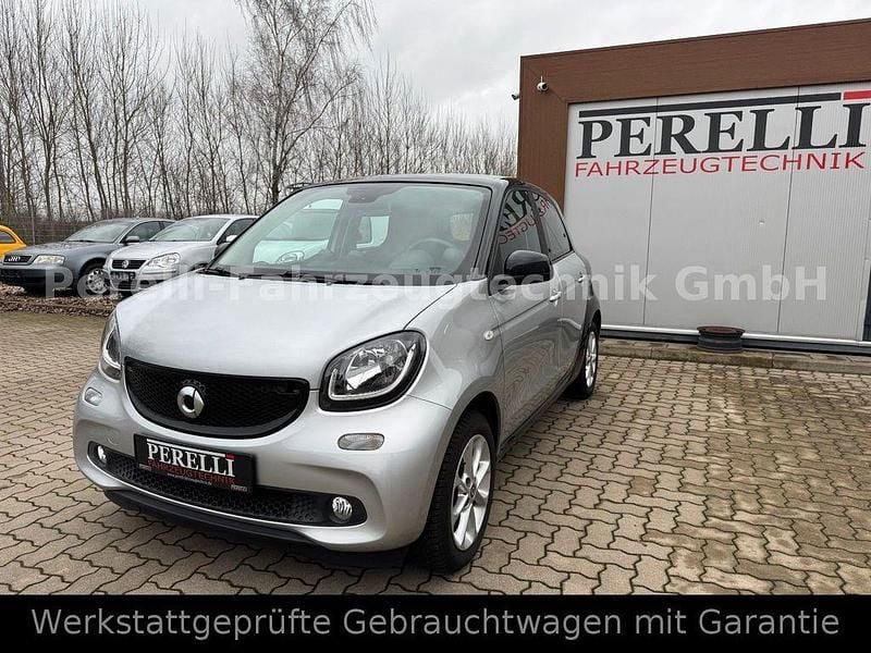 Gebraucht Smart ForFour Basis 90 PS (66 kW) 2016 Schwarz Kleinwagen