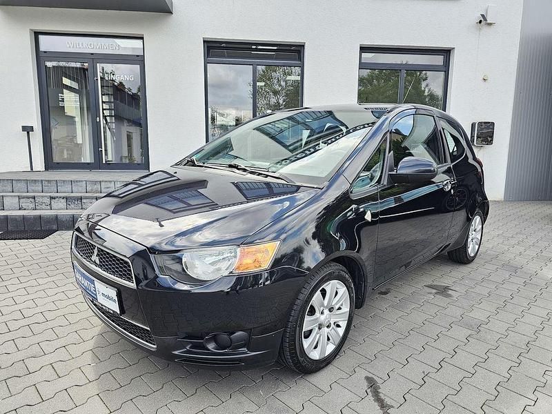 Schwarz Gebraucht 2011 Mitsubishi Colt Limousine | 4.990 € (Teuer) - Bild 1/4