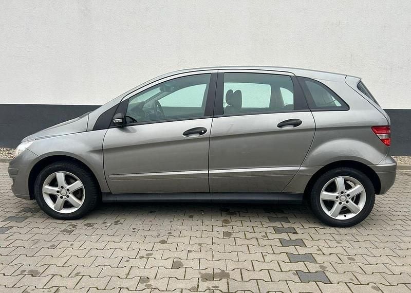 Gebraucht Mercedes B200 136 PS (100 kW) 2008 Grau Van / Kleinbus