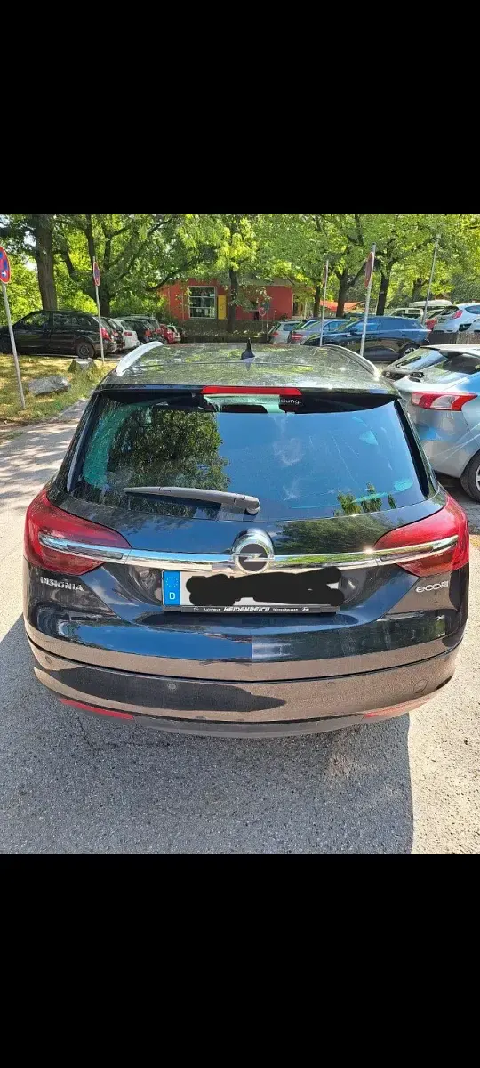 Gebraucht Opel Insignia 163 PS (119 kW) 2014 Schwarz Kombi