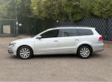Gebraucht VW Passat 140 PS (102 kW) 2014 Schwarz Kombi