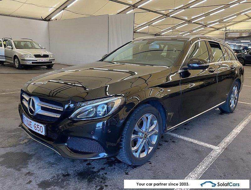 Gebraucht Mercedes C180 116 PS (85 kW) 2018 Schwarz Limousine