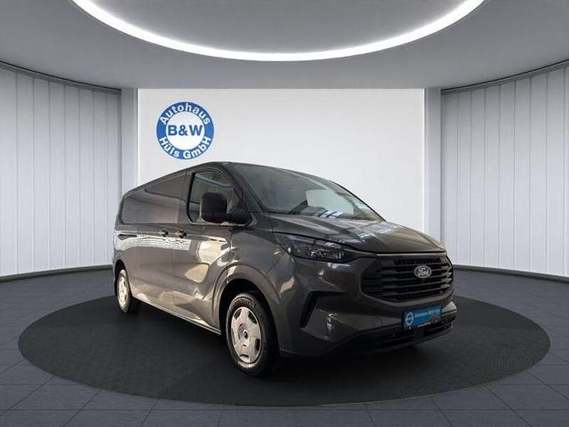 Grau Gebraucht 2024 Ford Transit Custom Trend Van / Kleinbus | 31.999 € (Fairer Preis) - Bild 1/4