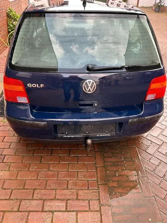 Brugt VW Golf III Basis 75 HK (55 kW) 1998 Blå Sedan