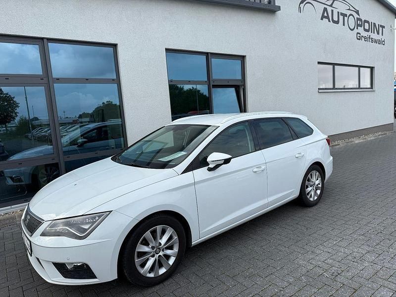 Weiß Gebraucht 2017 Seat Leon ST Ecomotive Kombi | 13.800 € (Etwas zu teuer) - Bild 1/4