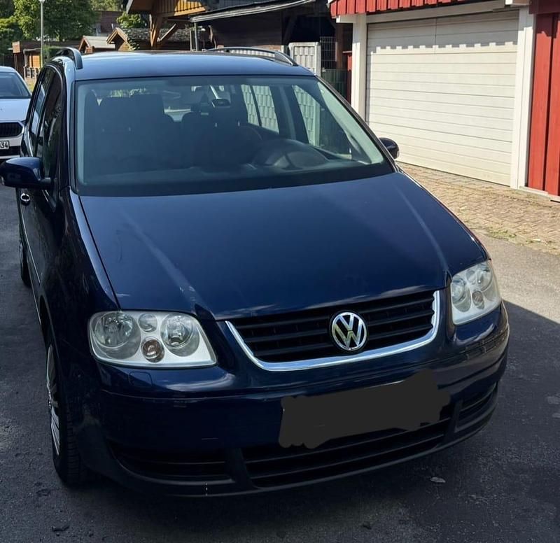 Blau Gebraucht 2006 VW Touran Van / Kleinbus | 2.100 € (Guter Preis) - Bild 1/4
